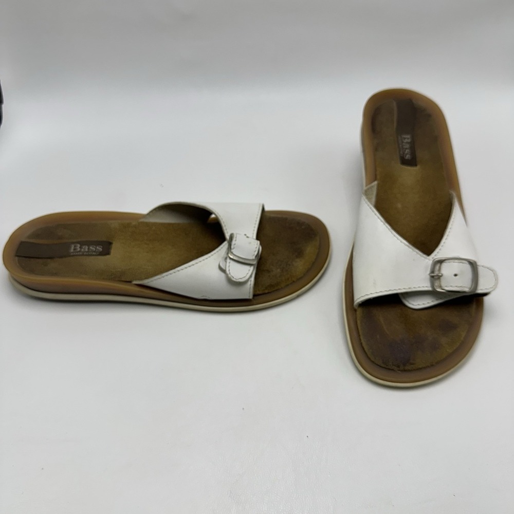 BASS Italy Women's 8M White Leather Single Strap Buckle Slides Sandals Flat
